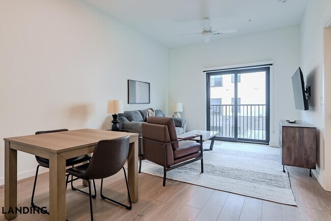 Foto del edificio - 2623 Keene St