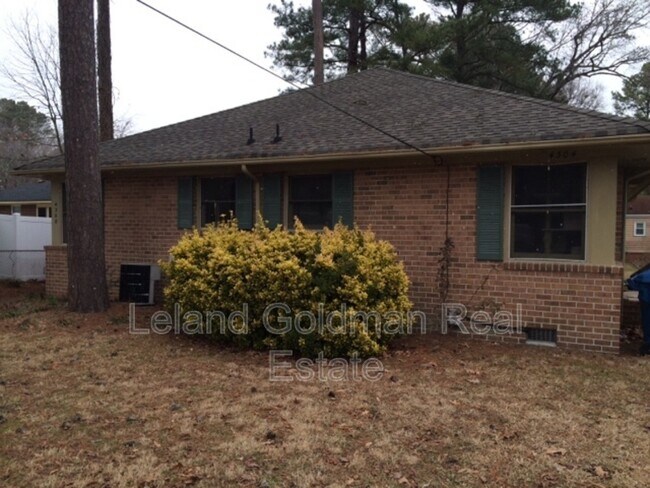 Building Photo - 4304 Southern Blvd