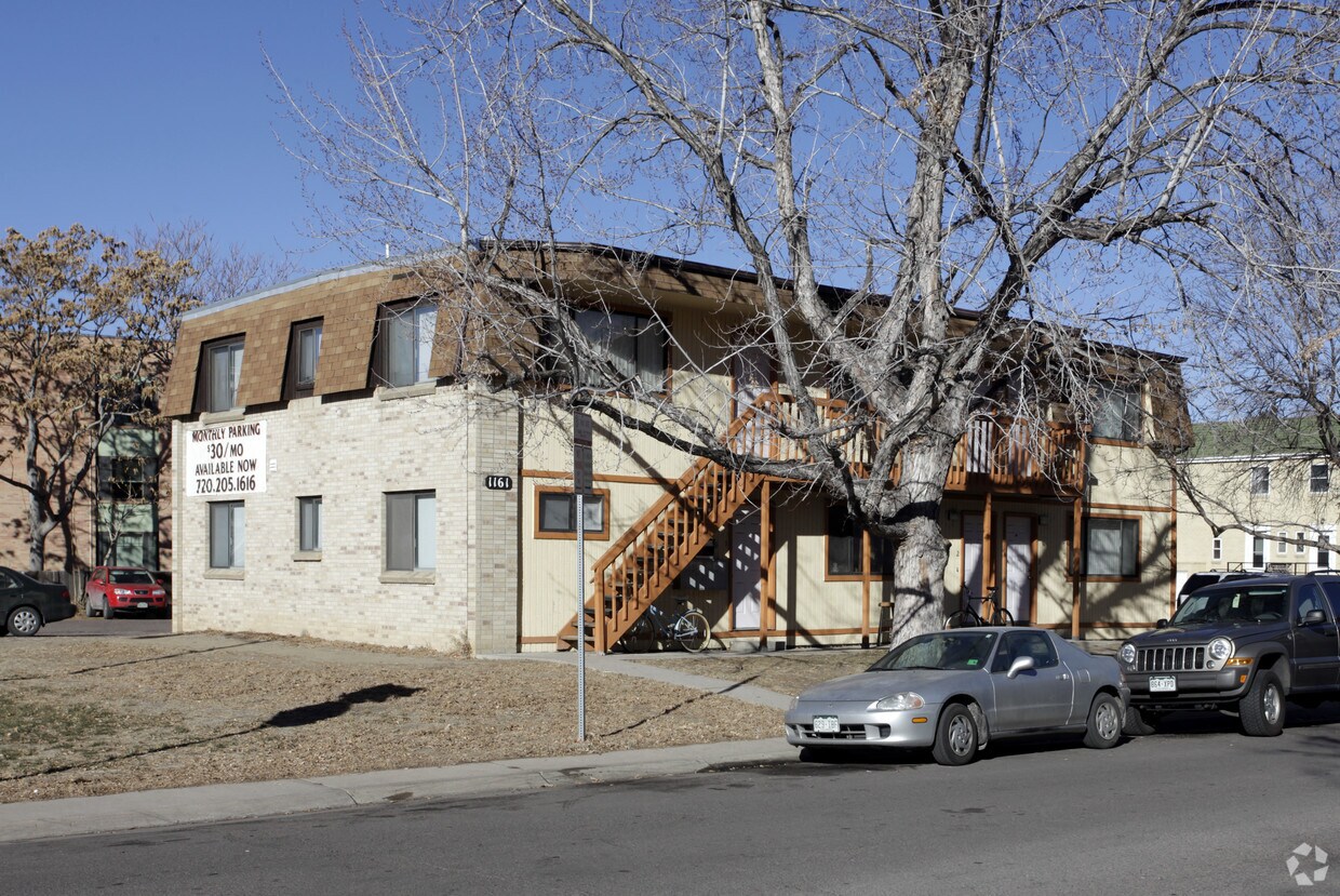 Primary Photo - 1161-1163 Birch St