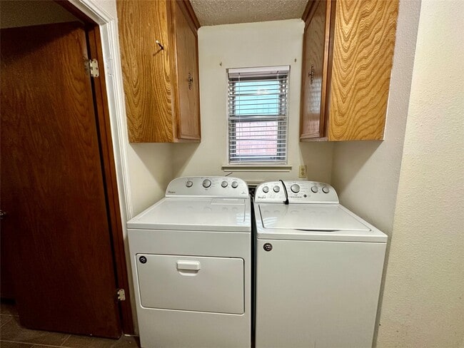 Building Photo - 16218 Cavendish Dr