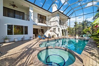 Building Photo - 4048 Las Palmas Way