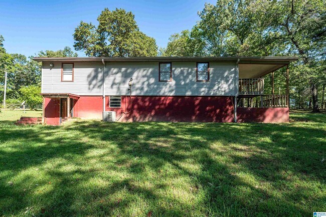 Foto del edificio - 1541 Rainbow Ln