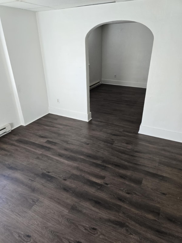 Foto del edificio - 102 E Market St