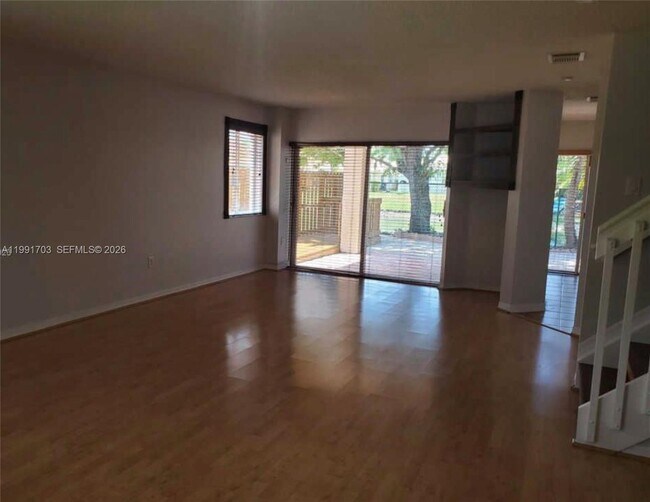 Foto del edificio - 7464 SW 164th Ct