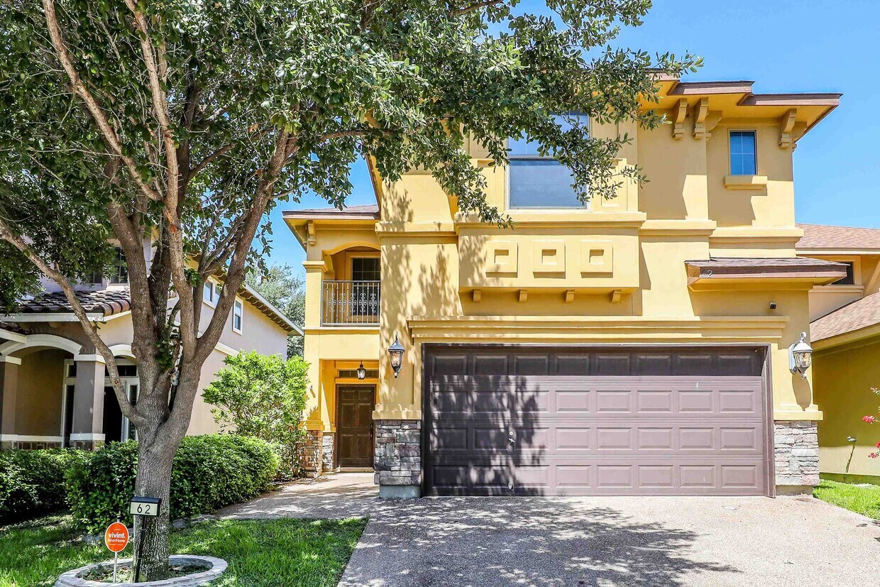 Foto principal - 9813 Sandhill Dr