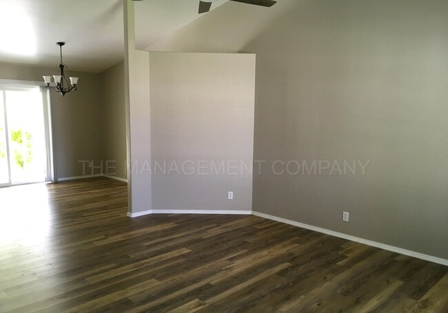 Building Photo - 1671 Atlantic St