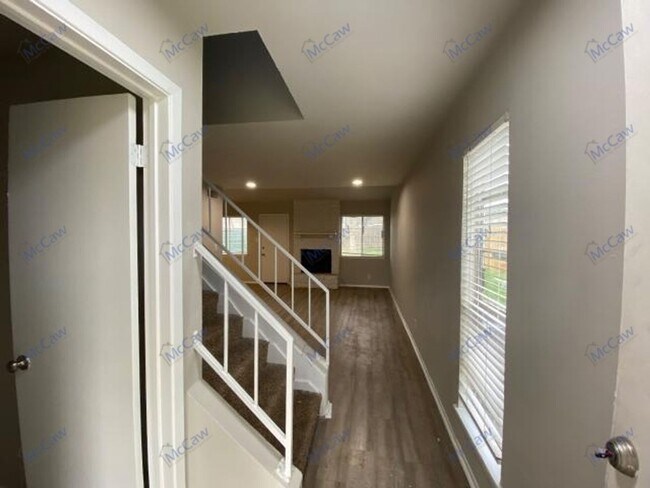 Foto del edificio - Charming 2/1.5 townhome duplex in Temple!