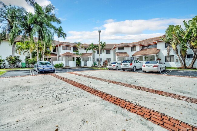 Building Photo - 9640 SW 138th Ave