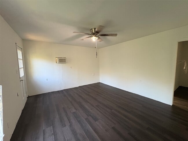 Building Photo - 81 Gourd Creek Rd