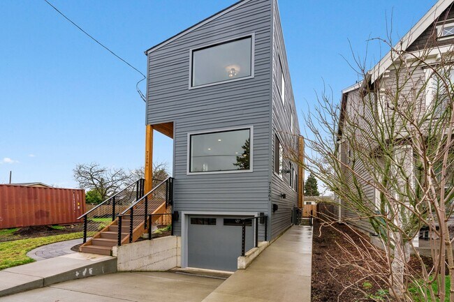 Building Photo - Brand New 3BR in desirable location! with ...