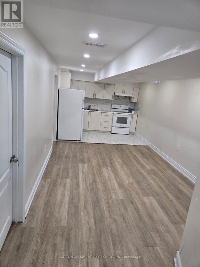 Building Photo - 364 Clockwork Dr
