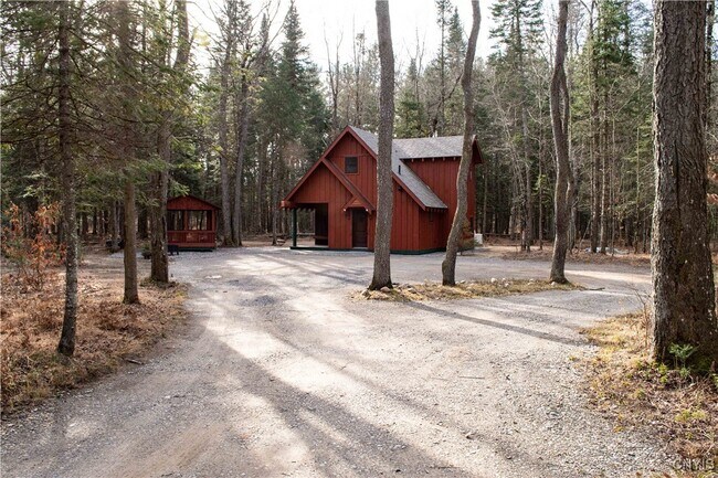 Foto del edificio - 10954 Campground Rd