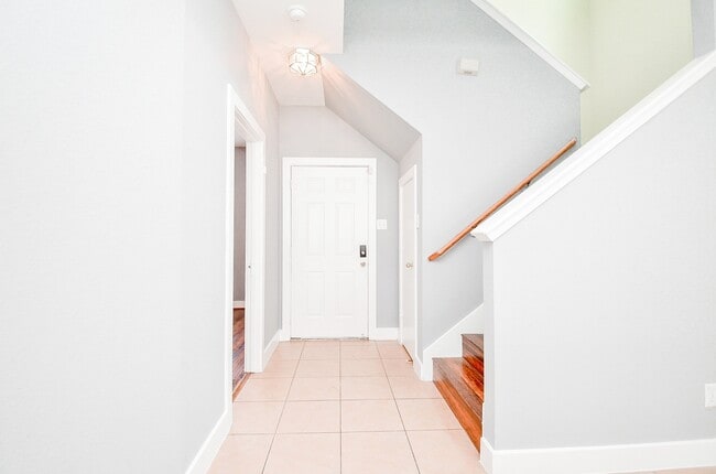 Building Photo - 11924 Prior Park Dr