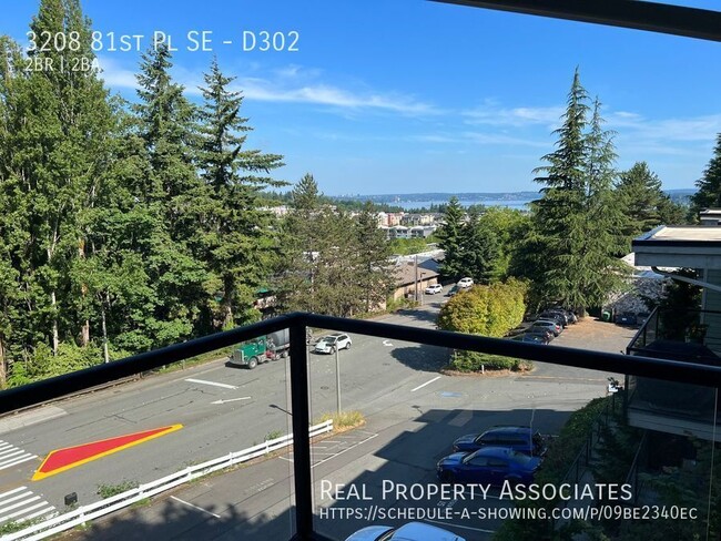 Building Photo - 2 Bedroom Condo in Mercer Island