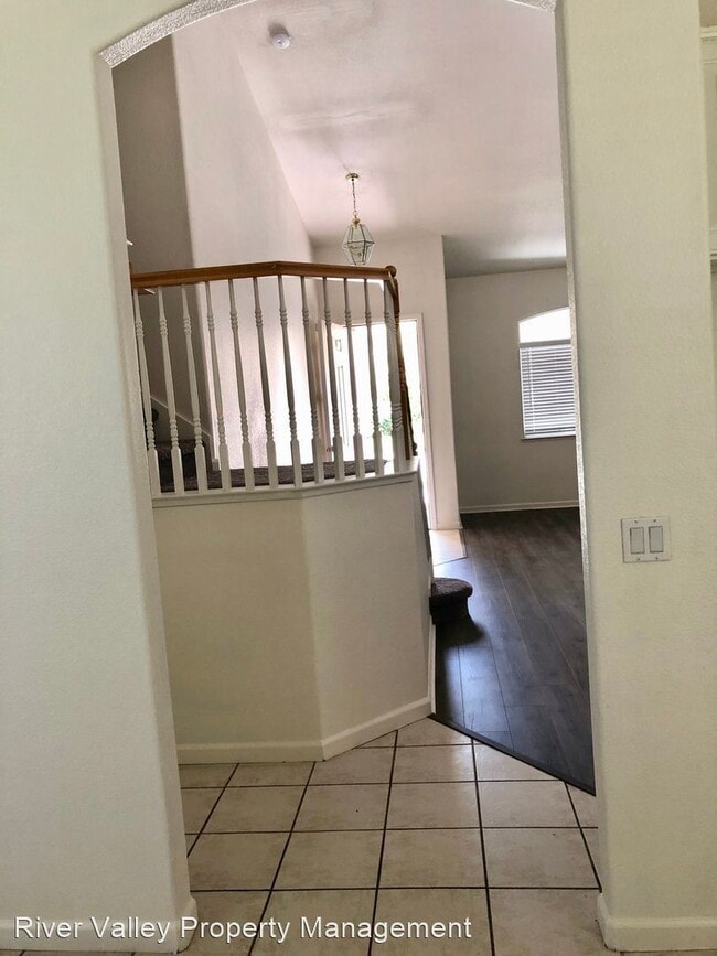 Foto del edificio - 4 br, 2.5 bath House - 2591 Maybrook Drive