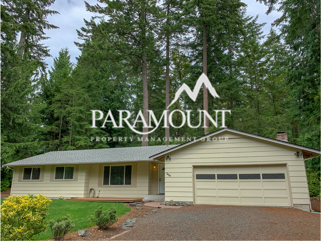 Primary Photo - 3 Bedroom in Gig Harbor on 1/2 Acre Lot!