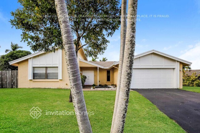 Foto del edificio - 9841 NW 31st Pl