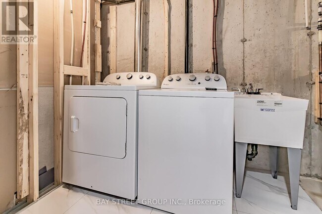 Photo du bâtiment - 50 Drizzel Cres