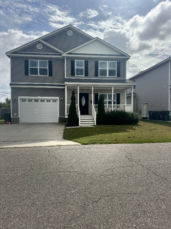 Foto principal - 544 Shell Rd