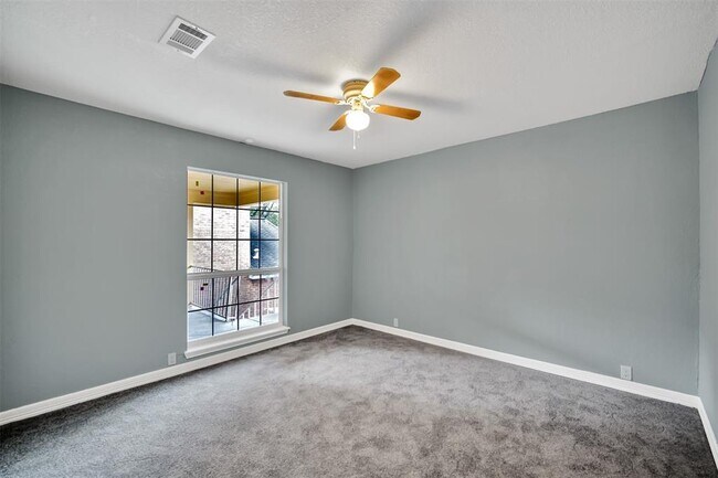 Building Photo - 4718 Cashel Cir