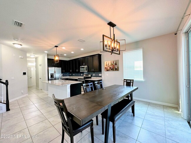 Building Photo - 7036 Emsley Cir