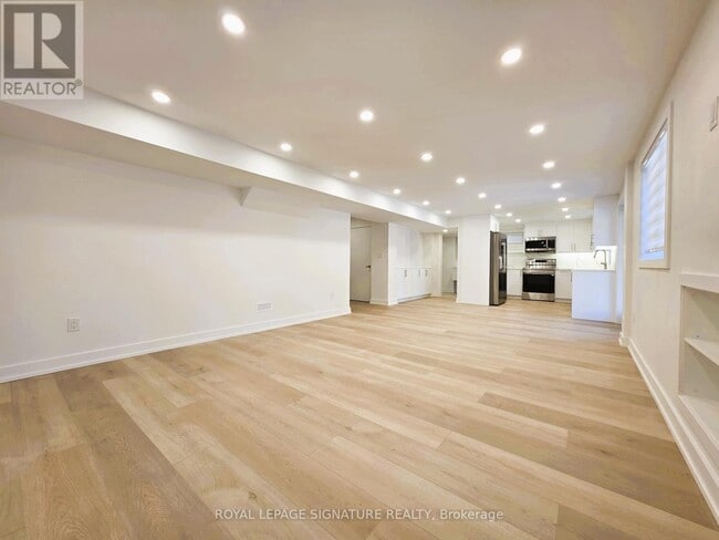 Building Photo - 29 Conchita St