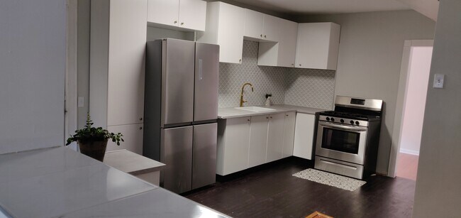 Foto del edificio - 2145 W 19th St