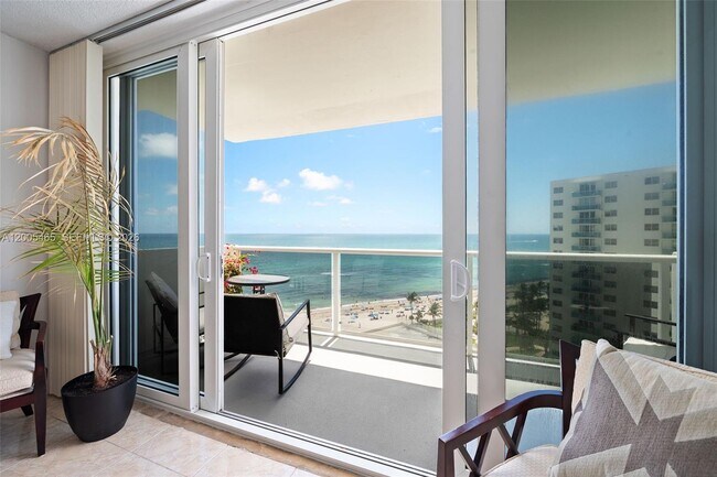 Foto del edificio - 3725 S Ocean Dr