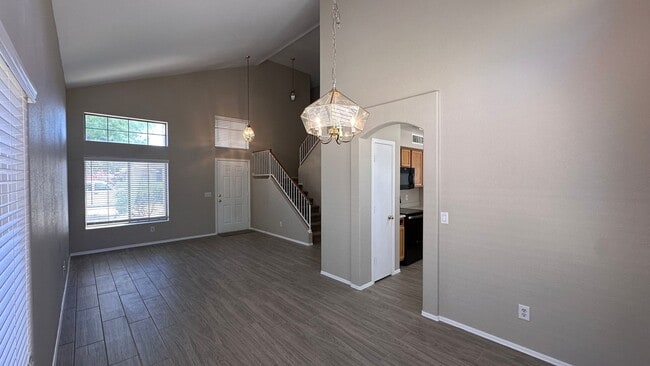 Building Photo - 8546 W Rue De Lamour