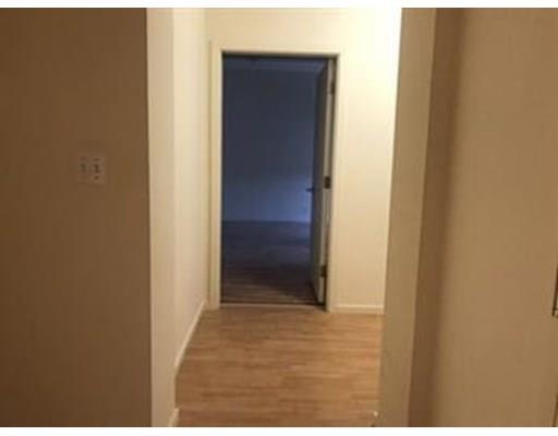 Foto del edificio - 22-28 W Main St