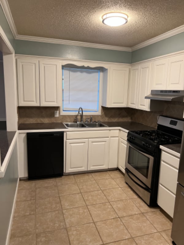 Foto del edificio - 119 Fairlane Dr