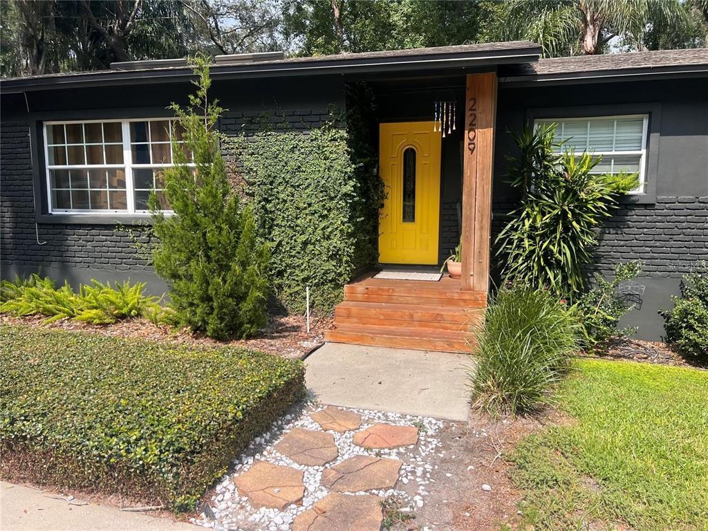 Foto principal - 2209 Good Homes Rd