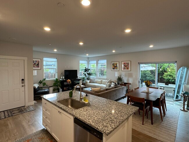 Foto del edificio - 16710 SW Darwin Loop