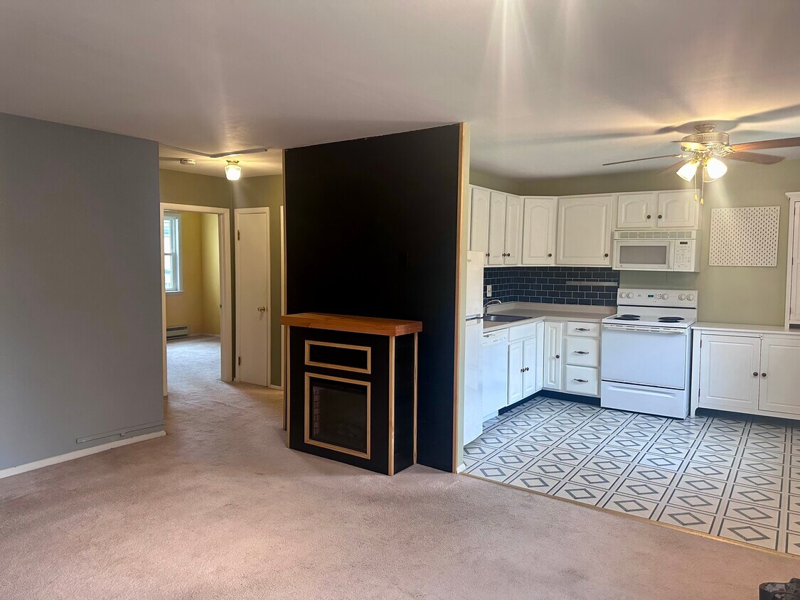 103 Deep Run Rd Unit B, Dublin, PA 18917 Condo for Rent in Dublin, PA