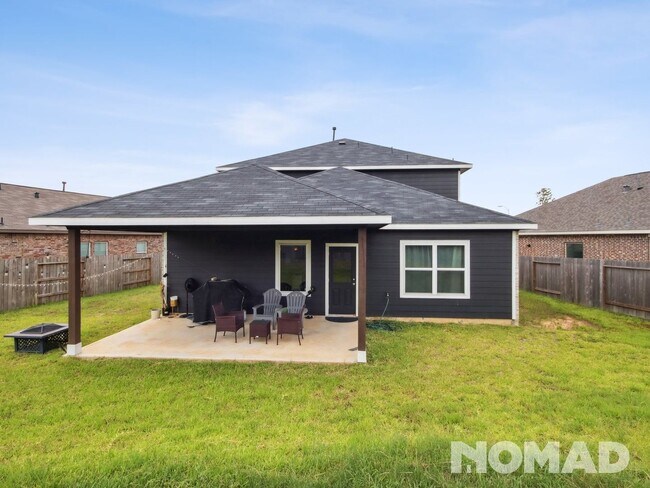 Foto del edificio - 4 Bedroom Single Family Home in Magnolia