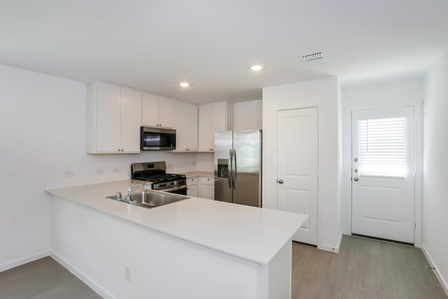 Building Photo - 1612 Limpkin Dr