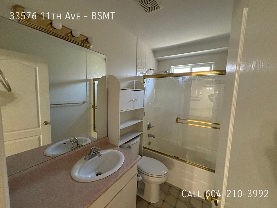 Photo principale - Bsmt with all utilities included