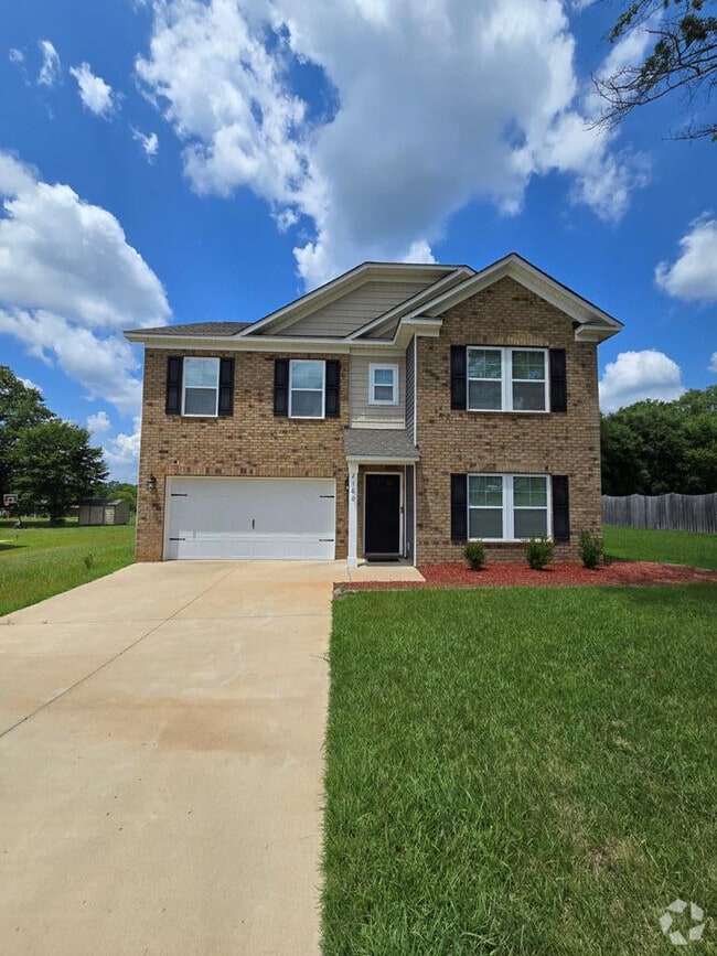 Building Photo - 2160 Alden Dr