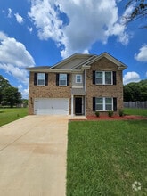 Building Photo - 2160 Alden Dr