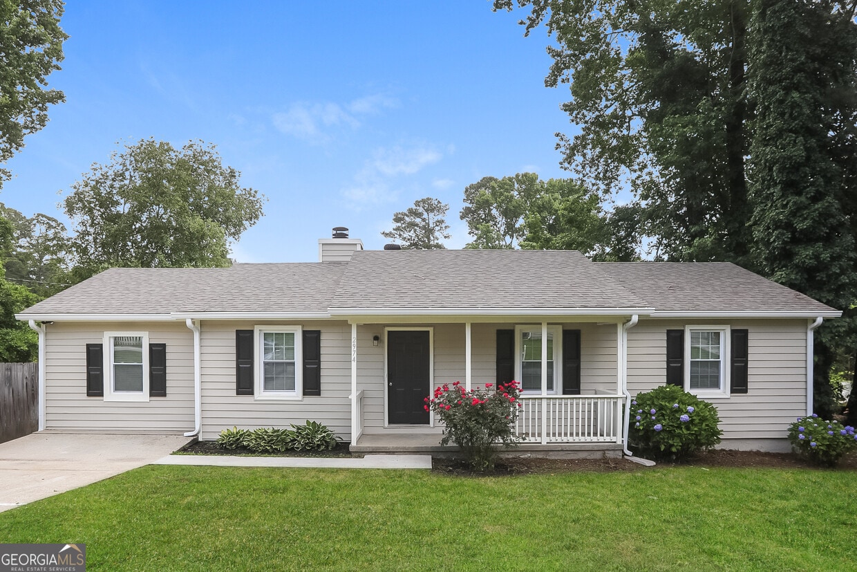 Foto principal - 2974 Landmark Dr SE