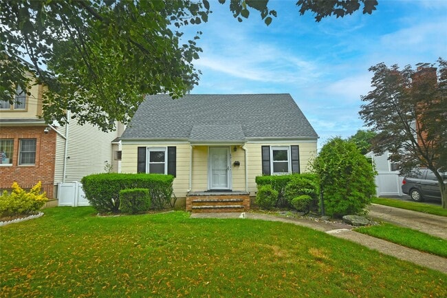 Building Photo - 57 Netherwood Dr