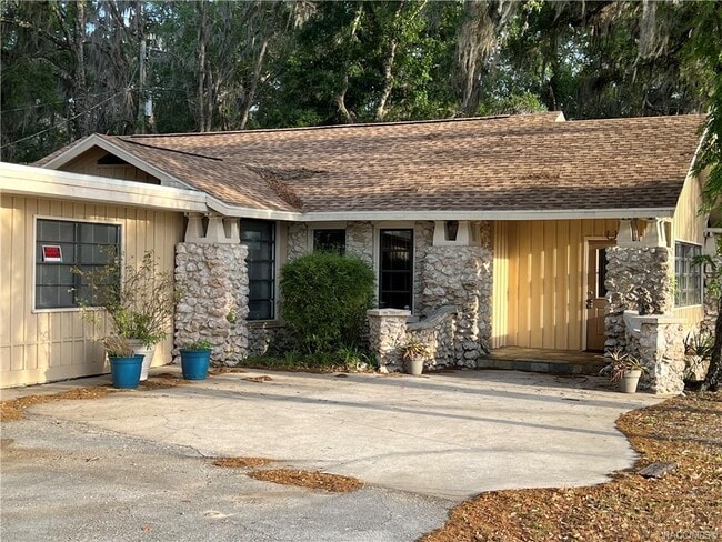 Building Photo - 3729 S Lecanto Hwy