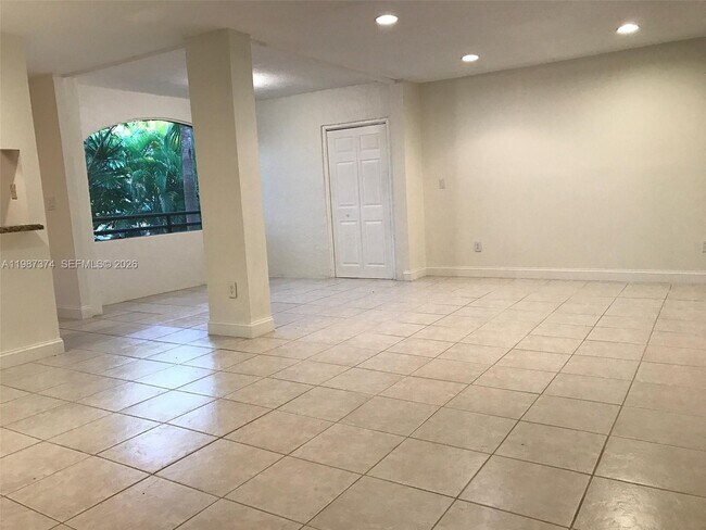 Foto del edificio - 3564 Magellan Cir