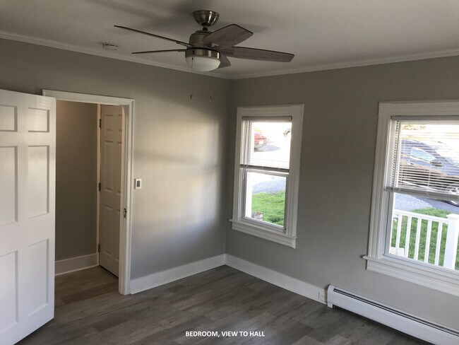 Building Photo - 72 Highview Avenue