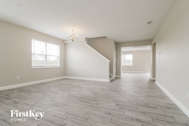 Foto del edificio - 3512 Warbler Way