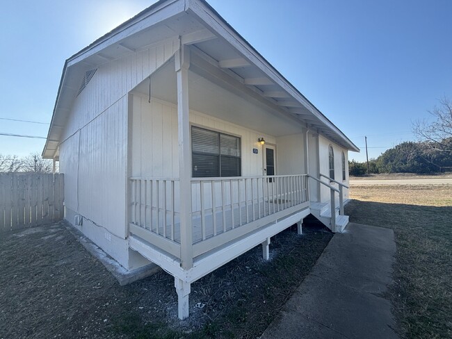 Building Photo - A Fresh Start Awaits in Copperas Cove!