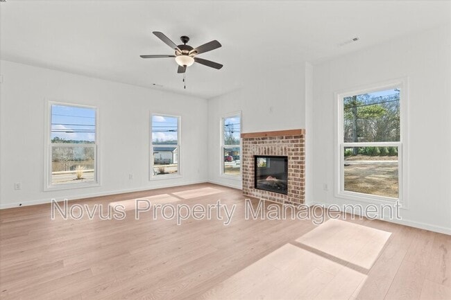Building Photo - 103 Carroll Cir