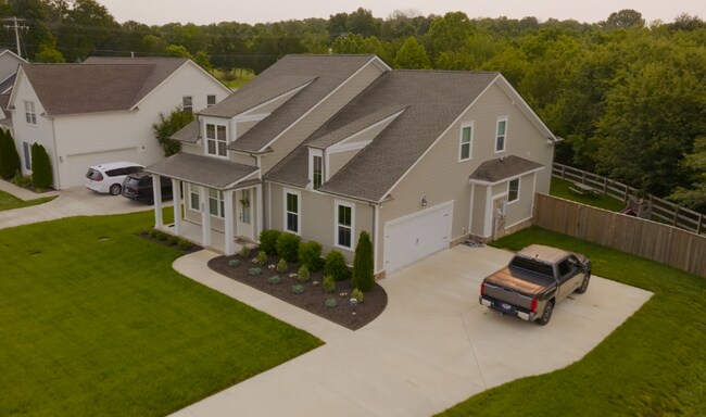 Foto del edificio - 505 Oakvale Ln