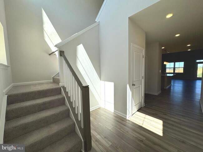 Foto del edificio - 51 Trout Lily Dr