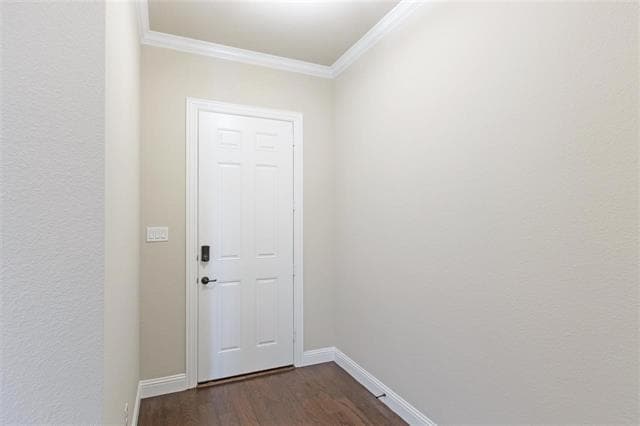 Building Photo - 901 Mallard Ave
